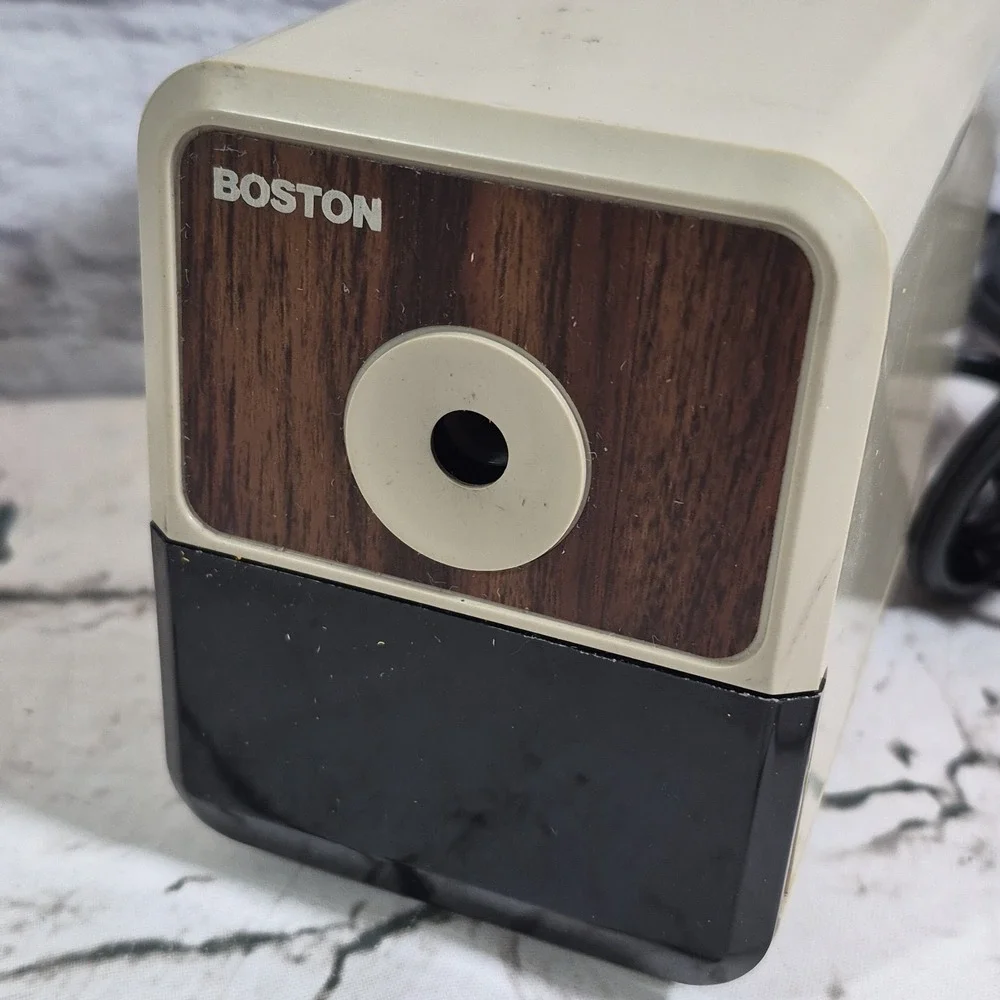 Vintage Boston Electric Pencil Sharpener Model 18 296A Cream Wood Grain Working